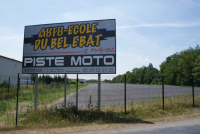 les pistes moto et remorque